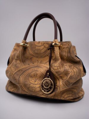 Bucket bag